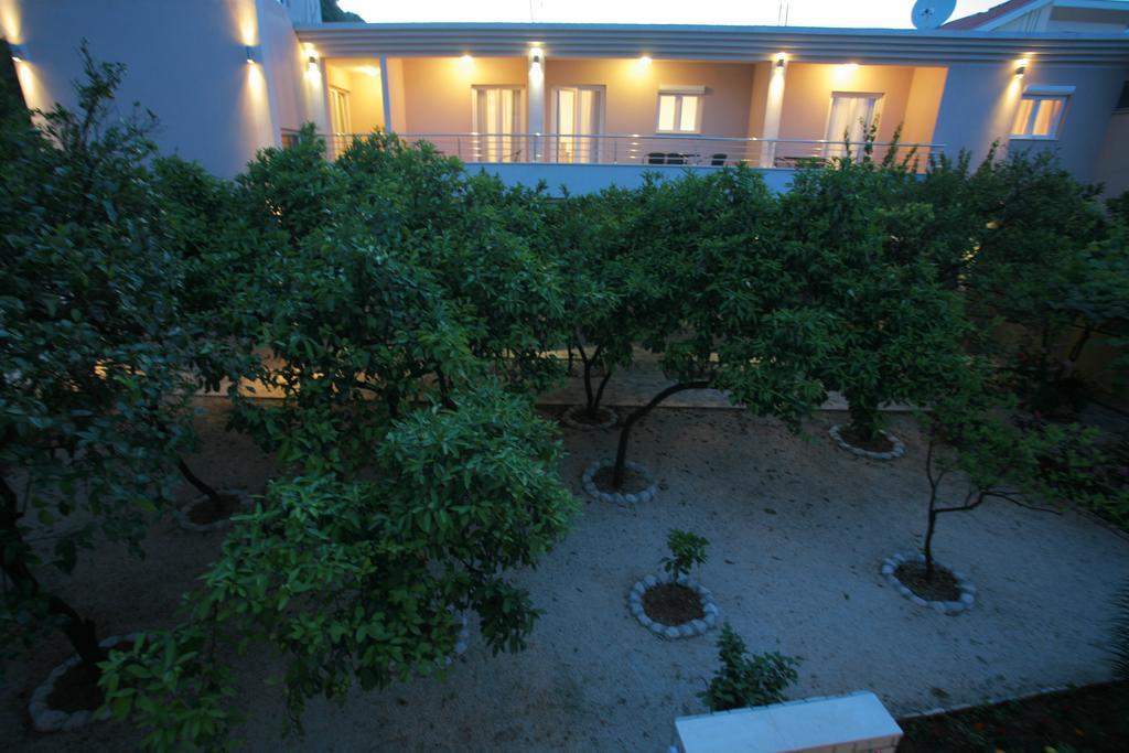 Apartments Obala - Katic Херцег Нови Стая снимка