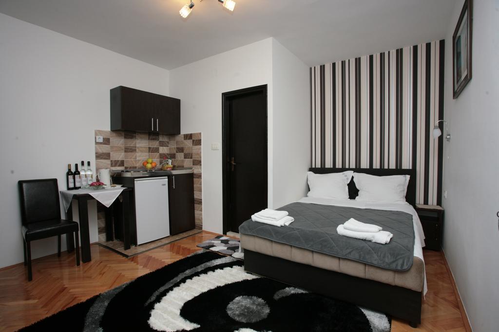 Apartments Obala - Katic Херцег Нови Екстериор снимка
