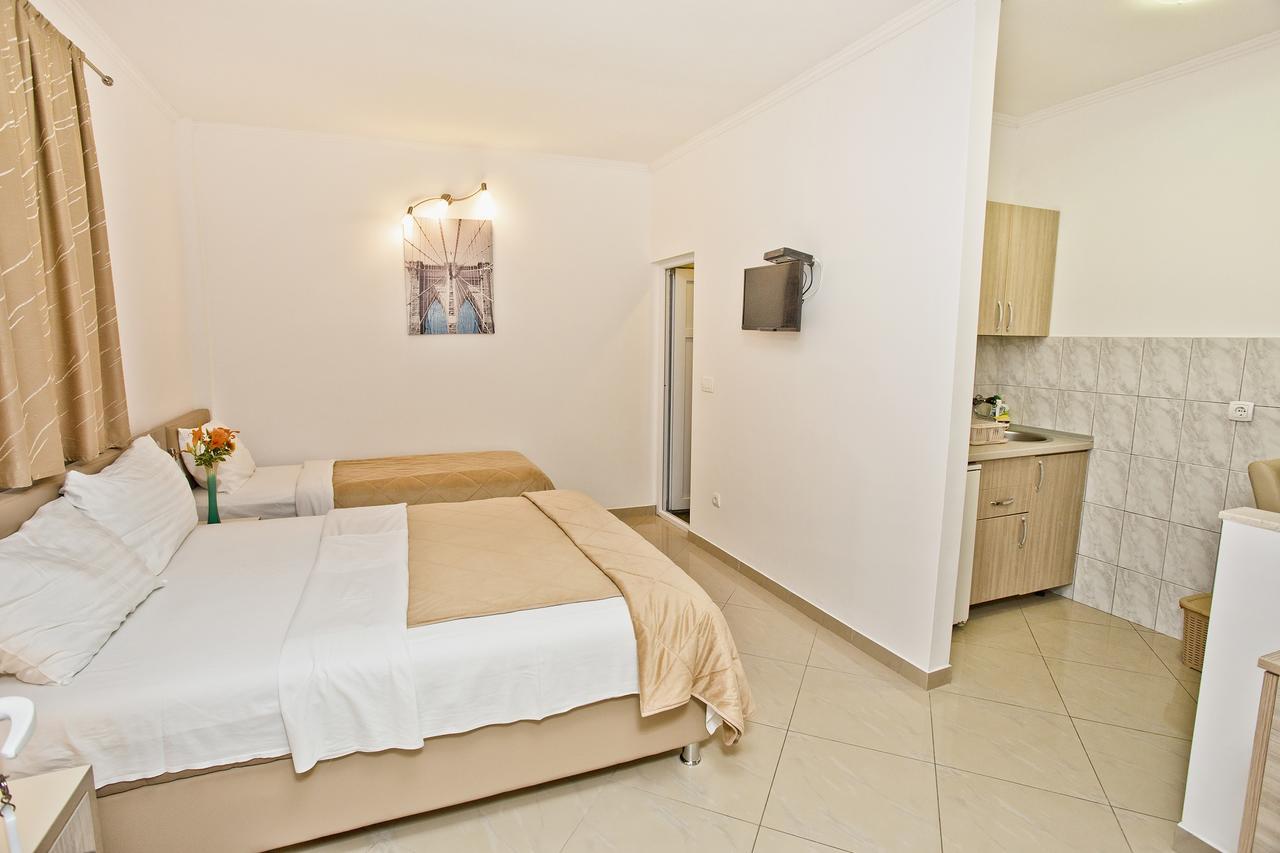 Apartments Obala - Katic Херцег Нови Екстериор снимка